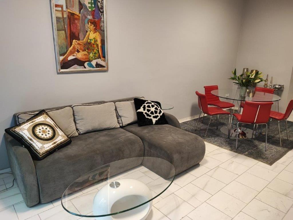 Central Vienna Apartment With Unique 40M2 City Garden & Self Check In Zewnętrze zdjęcie